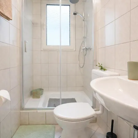 Zecheloft11- Krefeld, Toenisvorst, Viersen, Kempen * Krefeld