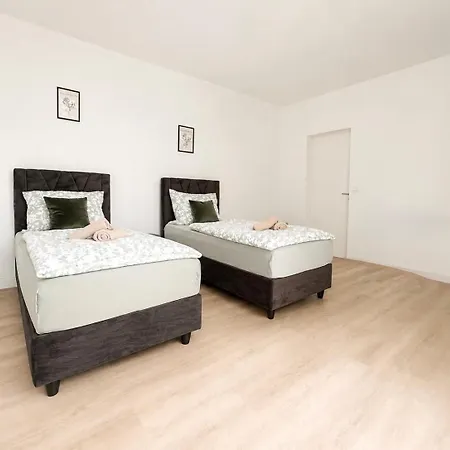 Zecheloft11- Krefeld, Toenisvorst, Viersen, Kempen Appartamento