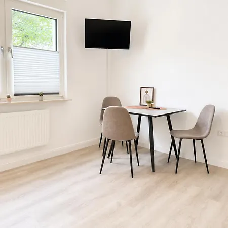 Zecheloft11- Krefeld, Toenisvorst, Viersen, Kempen